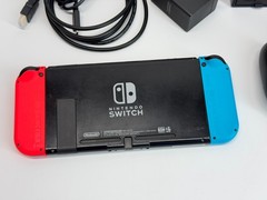 Nintendo Switch System Bundle Neon Red/Blue Joy-Cons Minecraft & Cords Tested