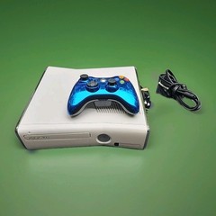 Xbox 360 S Slim Special Edition WHITE Model: 1439 320GB Console W/ Controller