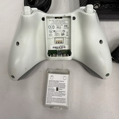 Microsoft Xbox 360 E Console – 250 GB – Model 1538 w/ OEM Controller & Cables