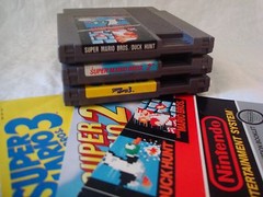 Nintendo NES ORIGINAL Console Bundle 4 Games Super Mario 1 2 3 — ALL BOOKLETS