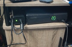 Xbox 360 S 4GB Console Bundle w/Kinect & 2 Controllers & 4 Games Tested