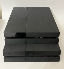LOT OF 2 PS4 CUH-1001A CUH-1215A both power on and Display. Read description