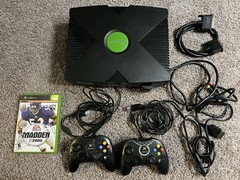 Original Microsoft Xbox Console System w/ Power, AV, 2 Controllers, Madden 2005