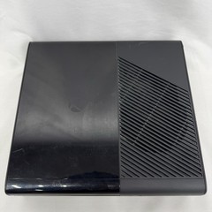 Microsoft Xbox 360 E Console – 250 GB – Model 1538 w/ OEM Controller & Cables