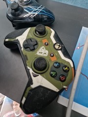 Microsoft Xbox 360 Halo 4 Limited Edition + Games