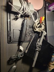 Nintendo Wii RVL-101 Black System with Cables and Controller TESTED