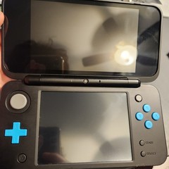 Nintendo 2DS XL System – Turquoise/Black