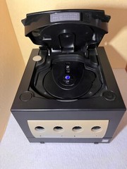 Nintendo GameCube Console + Controller + AC Adapter(for 100V) + Stereo AV Cable