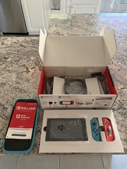 Nintendo Switch HAC-001 32GB 1080p Wi-Fi HDMI Gray w/ Neon Joy-Con & Box