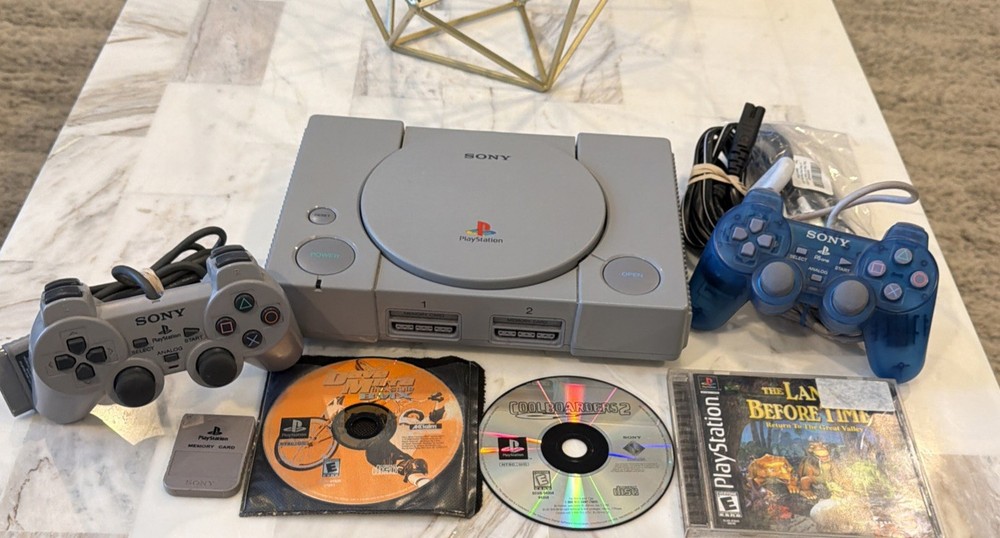 Sony PS1 SCPH-7001 Console 2 Controllers 3 Games Tested Working