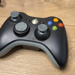 Xbox 360 Black Fat Console 120GB Bundle w/ Controller and Games Tested