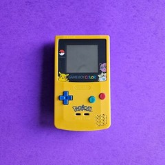 Nintendo Game Boy Color Pokemon Pikachu Edition 👾 CGB-001 GBC RESTORED NEW BODY