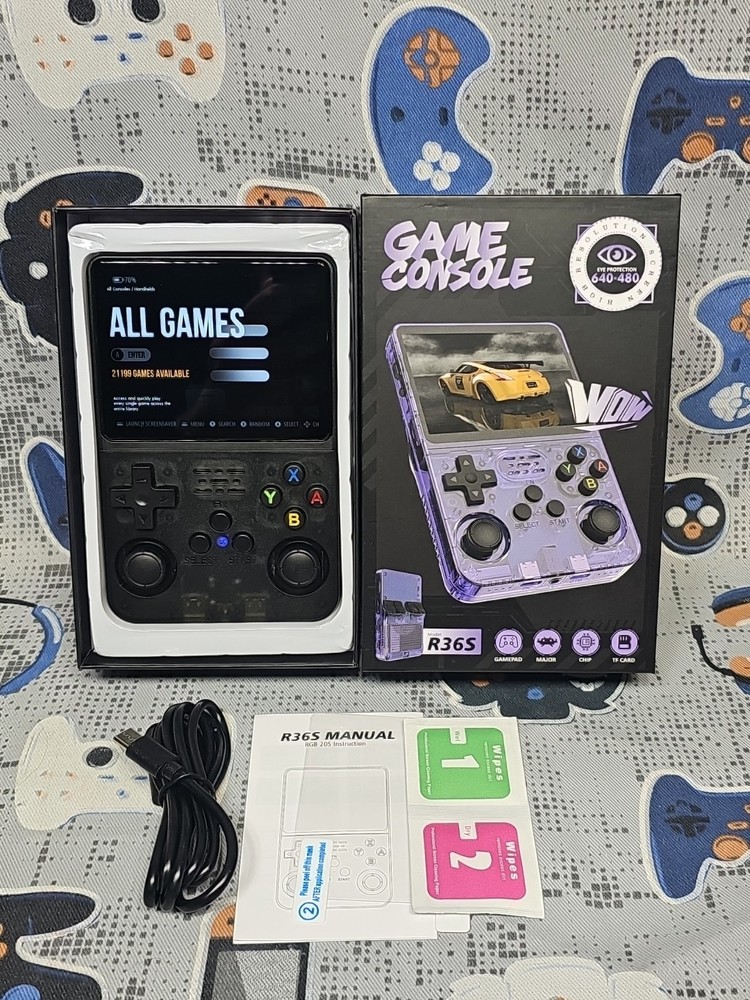 R36S Ultra Handheld Game Console 3.5 Inch IPS Screen 20000+ Games BLACK ONLY NEW