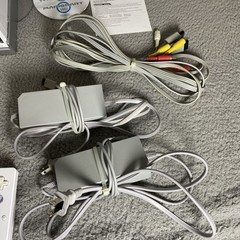 wii console bundle W/4 Controllers Extra Game Cords 2 Games. As Is. Tested Works