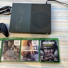 Microsoft Xbox One S Army Green 512GB 1 Contoller, 4 Games,