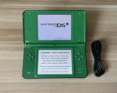 USA VERSION Green Nintendo DSi XL Handheld System with Stylus and Charge cable