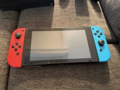 Nintendo Switch Console Bundle with Neon Joy-Cons (HAC-001)