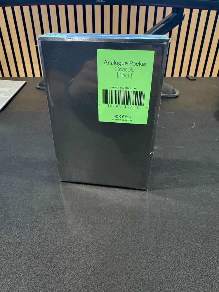 Analogue Pocket Handheld System – Black – Sealed in Box