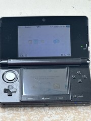 Nintendo 3DS Handheld Console Black CTR-001 (USA) W charger and stand READ