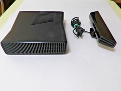 Xbox 360 S Console w/ Cords, Kinect, Controllers, 12 Games READ DESC!