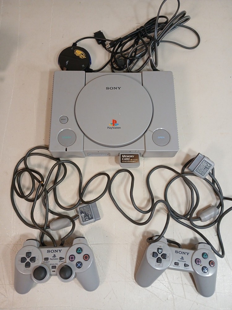 Sony PlayStation 1 PS1 Console And 2 Controllers SCPH-7501 Tested & Working Read