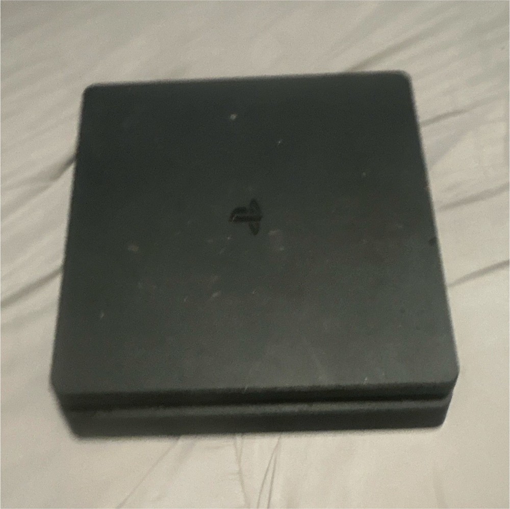 Sony PlayStation 4 Slim 500GB Console Black 1080p Blu-Ray HDMI USB
