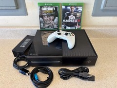 Microsoft Xbox One 500 GB Black Console 1540 w/ Controller & 2 Games