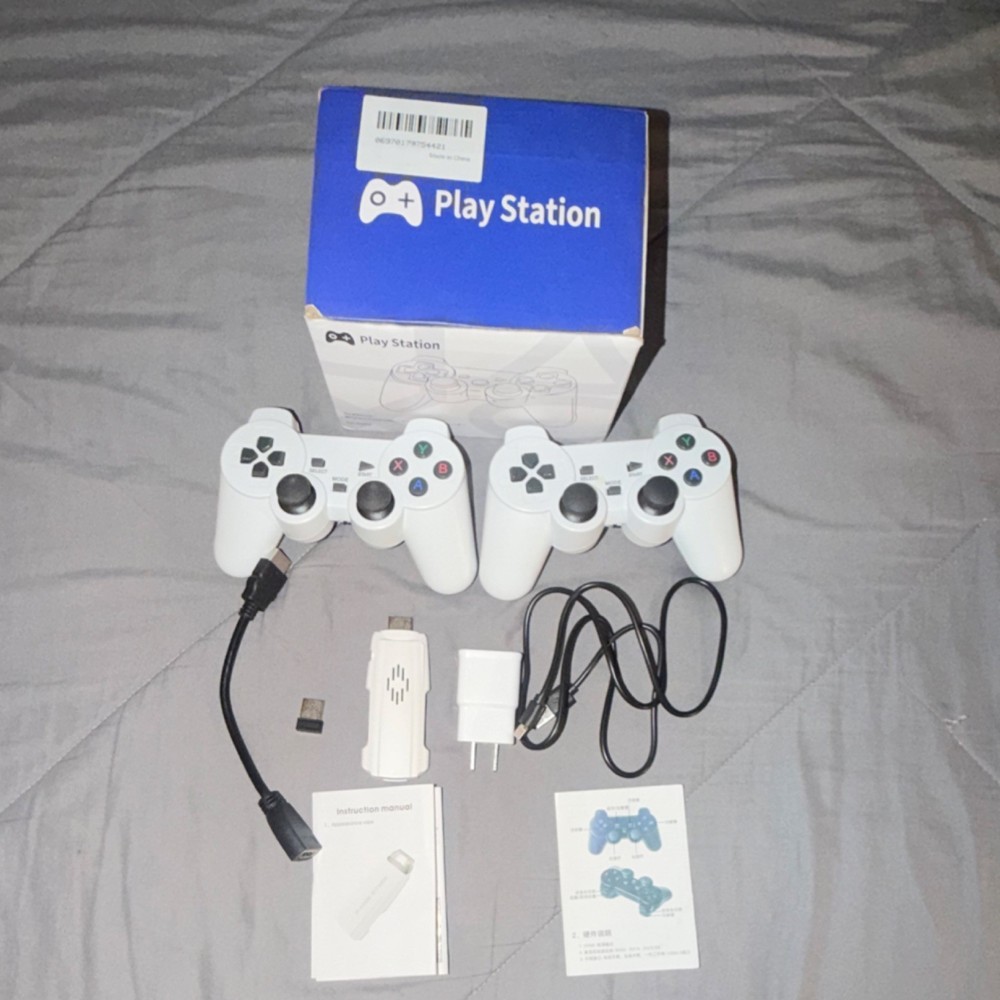 RETRO GameStick Microconsole White HDMI USB Console w/ Controllers