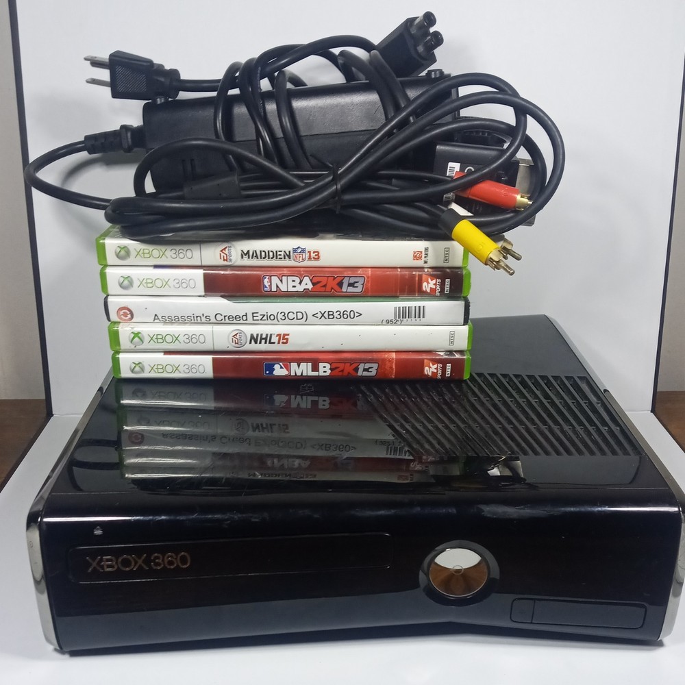 Xbox 360 TESTED (Model 1439) Console With Power Cord AV Cord & Games