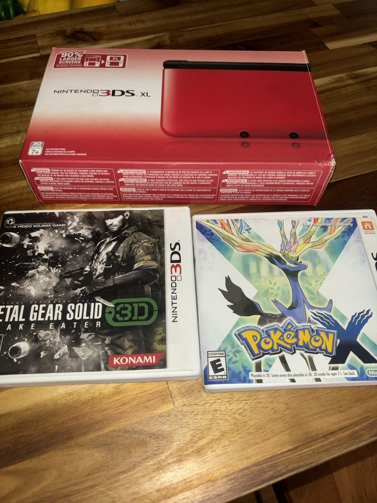 Nintendo 3DS XL Red/Black Bundle w/ Box Charger Manuals Pokemon X MGS 3D