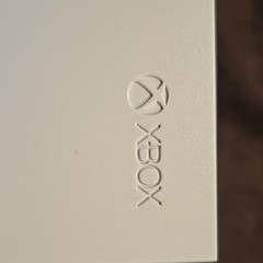 Microsoft Xbox One S 4K UHD Home Console White Wi-Fi HDMI USB-A