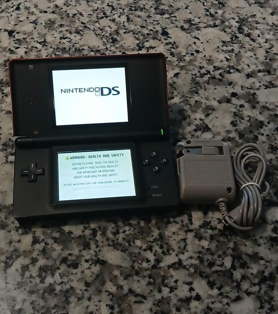 Nintendo DS Lite (Crimson Red)