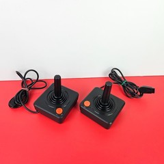 Atari 2600 “Darth Vader” VCS Console Box, Space Invaders, 2 Joysticks COMPLETE