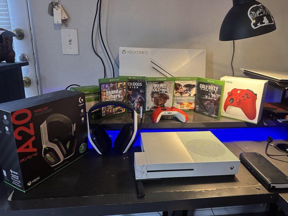Microsoft Xbox One S 1TB Console w/ Accessories 4K UHD Blu-ray-12 month Warranty