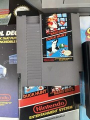 Nintendo NES Action Set Console Complete In Box w/Orange Zapper Mario 1, 2 & 3