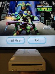 Nintendo Wii Game Console Bundle With 10 Games Complete In Box
