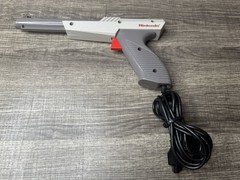 Nintendo NES Console with Extra Controller Grey Zapper and Game Tested Working