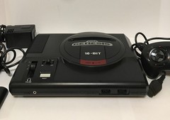 SEGA GENESIS Console MK-1601 System 2 Controllers Xmen Game Tested