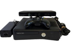 Xbox 360 Slim Console Controller Bundle! Tested! (monitor not included)
