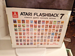 Atari Flashback 7 Classic Game Console 101 Built-In Games with Wireless Control