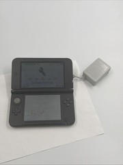 *USED* Nintendo 3DS XL Handheld System – Black (spr-001) tiny spot on screen
