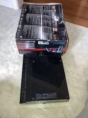 Sony PlayStation 3 PS3 80 GB Console CECHL01 w/ box manual controller bundle