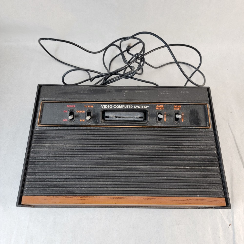 Atari Video Computer System Console 4-Switch Woodgrain CX-2600 Tested Works