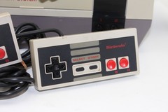 Nintendo NES Console Bundle w/Controllers, Gun, Manual, Inserts Tested