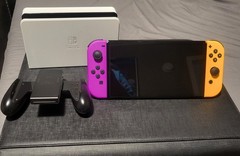 Nintendo Switch OLED Model – White – Orange Purple Joycons + 64gb Sandisk