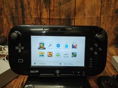 Nintendo Wii U 32GB Black Console Bundle – Mario Kart 8 & Splatoon – Tested