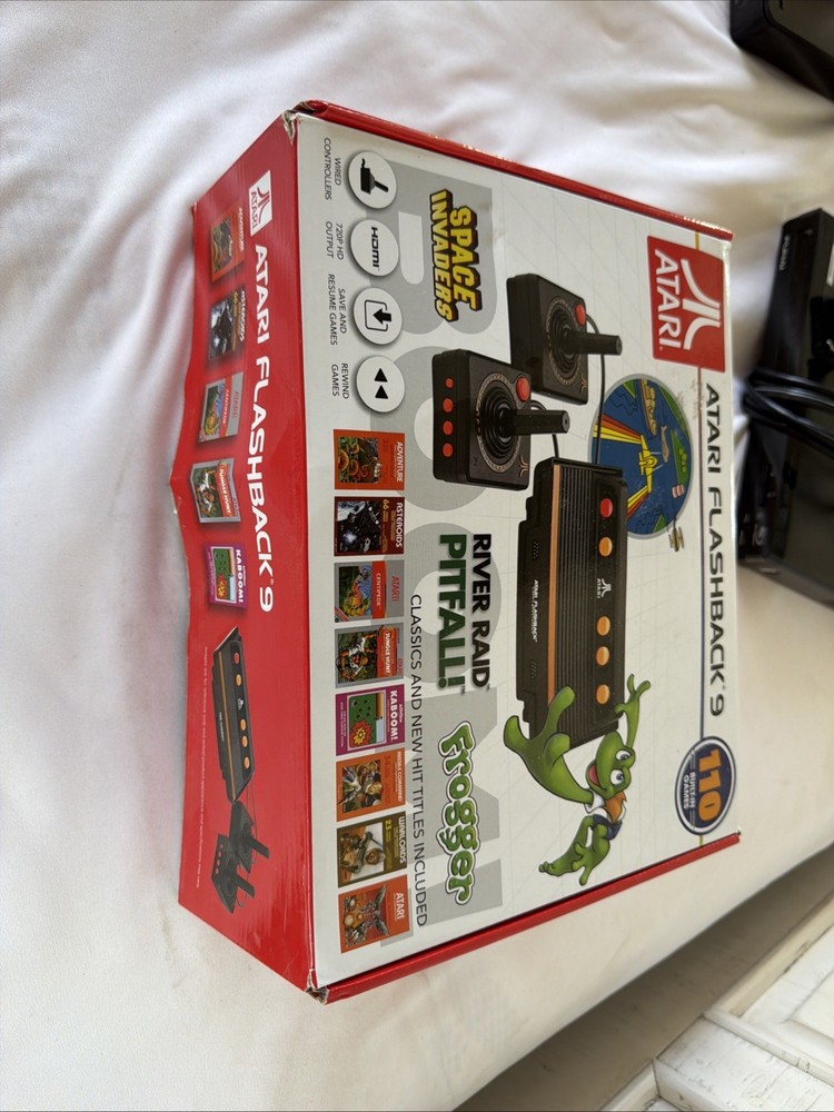 Atari Flashback 9 AR3050 HDMI Game Console 110 Games & Two Wired Controllers