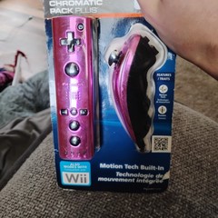 Wii U chromatic pack Plus bold controllers for bold gameplay