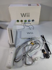 Nintendo Wii RVL-001 Console Bundle Gamecube Compatible Motion Plus – Tested