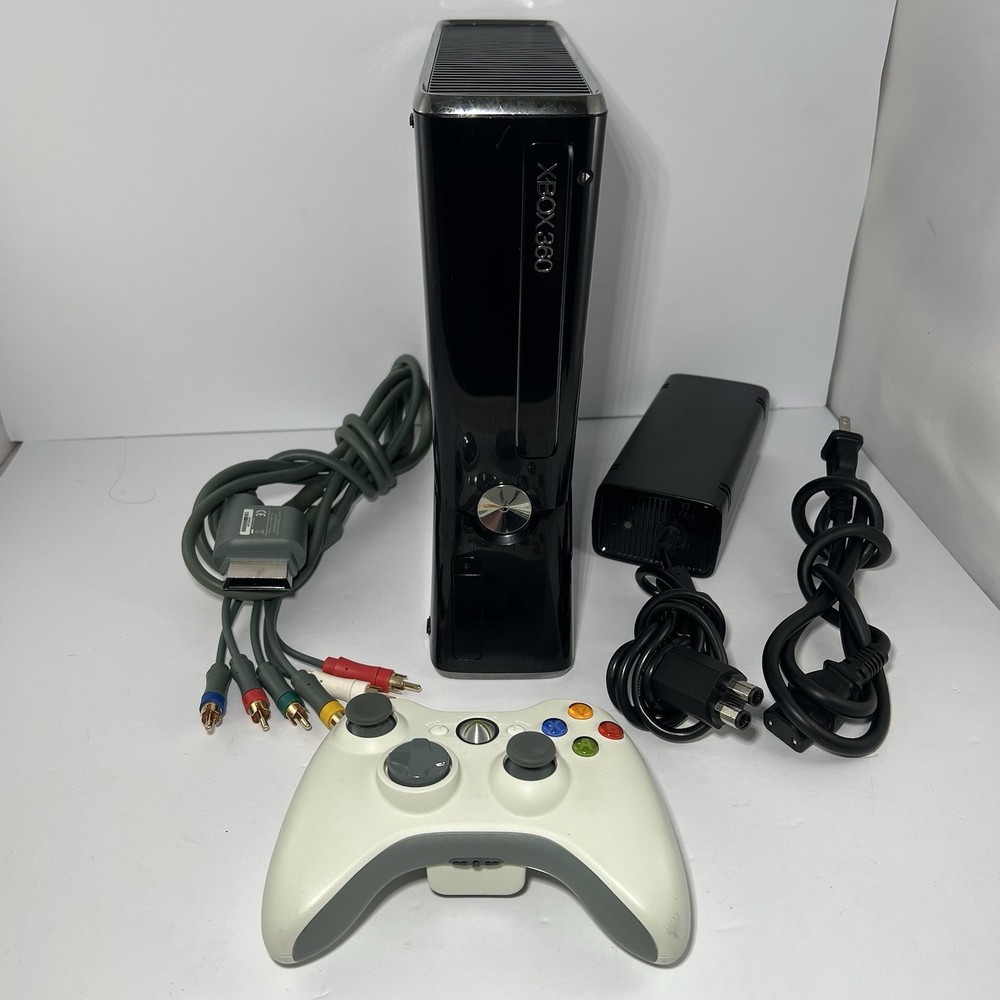 Microsoft Xbox 360 S Slim Console Bundle w/ Controller Power Cable HDMI
